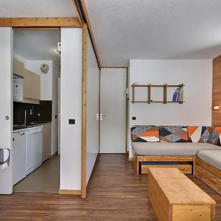 Apartment 2 Pieces Au Pied Des Pistes, Proche Commerces, Parking Couvert - Fr-1-455-258
